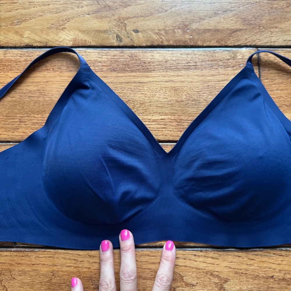 EBY Relief Bra Women Lg Navy Blue Seamless Wireless Adjustable Straps Comfort - Picture 4 of 7